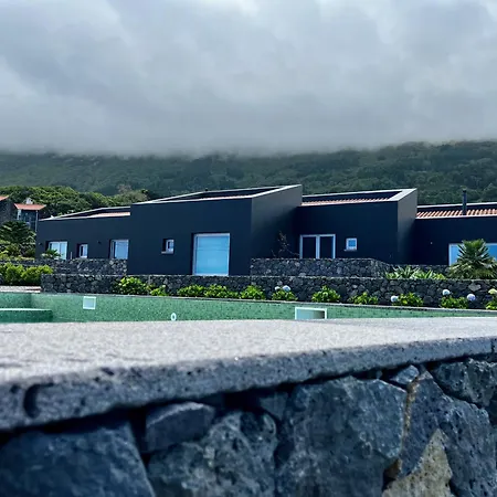 Casas Da Prainha B * Santo Amaro (Azores)