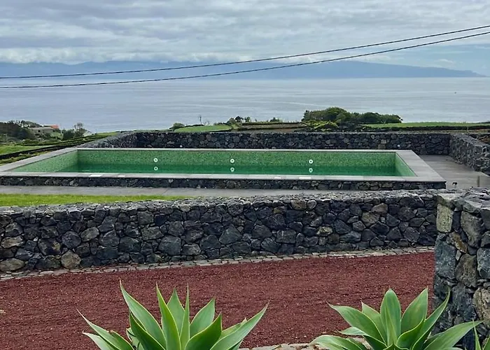 Casas Da Prainha B * Santo Amaro (Azores)